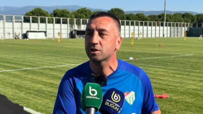 Bursaspor’un hocasından flaş mesajlar: ‘Tesadüf olmadığını göstereceğiz’