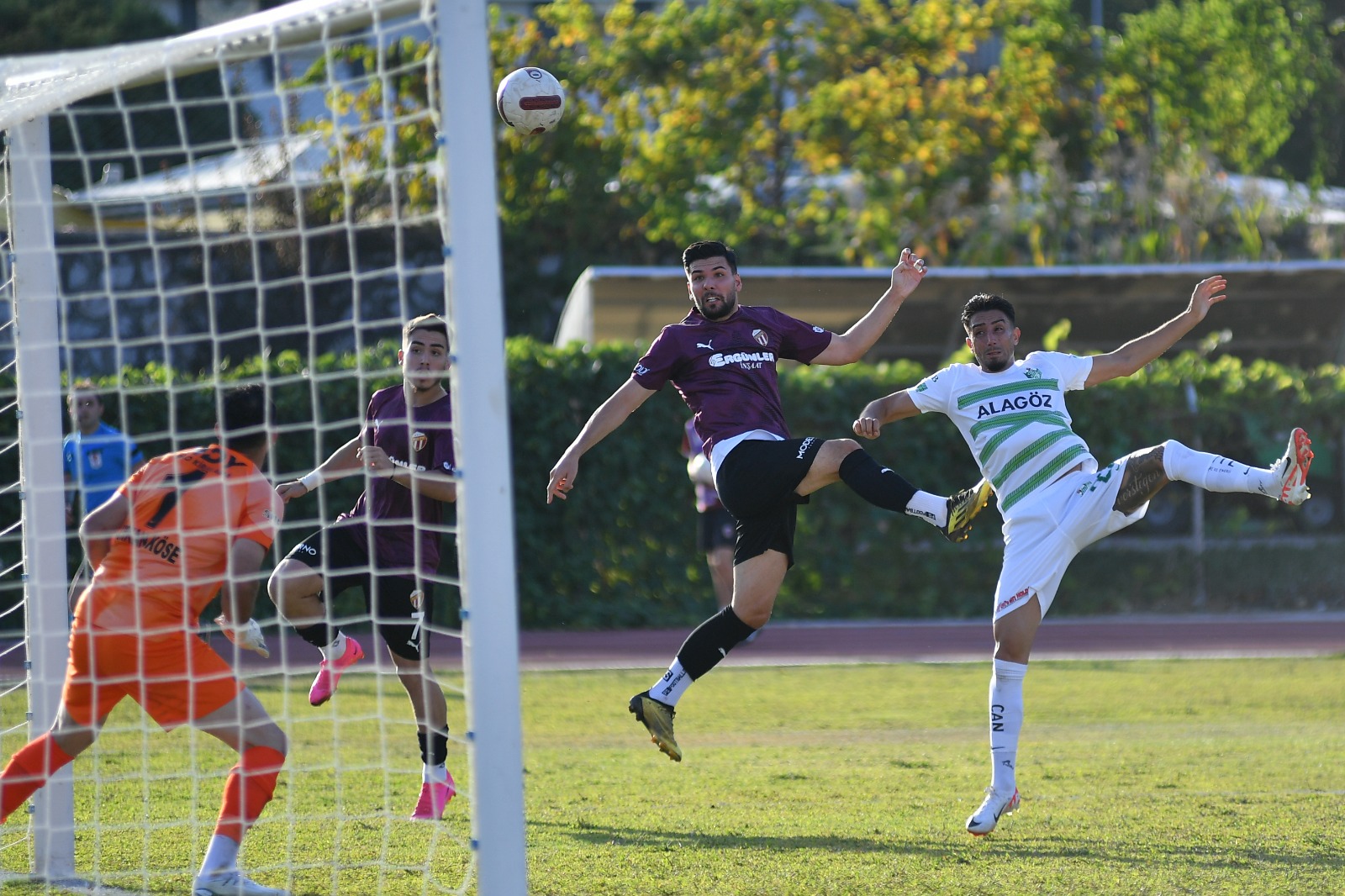 2.Lig’deki Bursa takımı ateşle oynuyor! Dibe çakıldı…