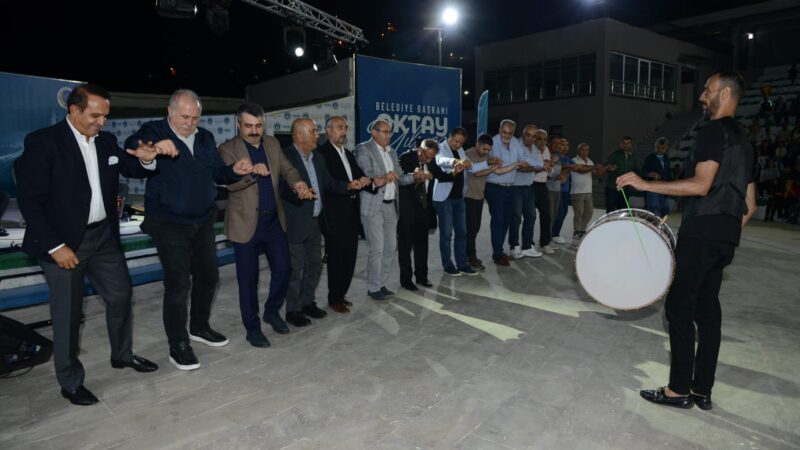 Yıldırım’da Anadolu rüzgarı esti Yıldırım Belediyesi’nin her yıl düzenlediği Anadolu Kültür Şöleni, Kaplıkaya Cazibe