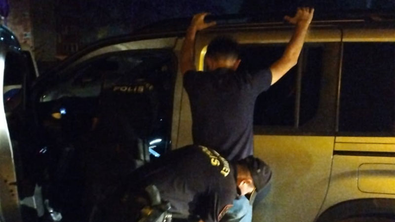 Bursa’da her yerde aranıyorlardı! Yakalandılar Bursa’da her yerde aranıyorlardı! Yakalandılar