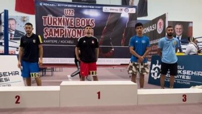 Büyükşehirli boksörlerden Türkiye Şampiyonası’nda 3 madalya