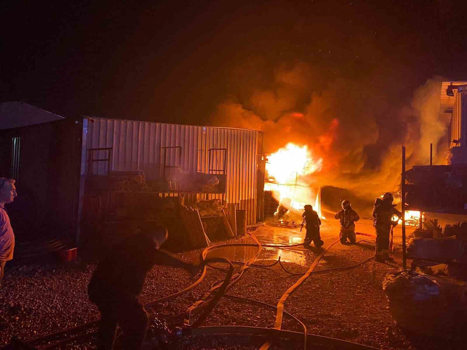 Bursa’nın alev savaşçıları 2 ayda 4 bin 514 olaya koştu