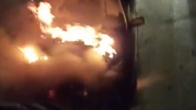 Bursa’da seyir halindeki otomobil alev alev yandı