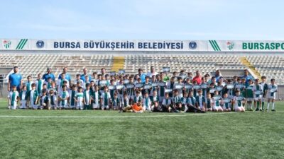 Bursaspor Futbol Okulu’nun yaz dönemi sona erdi
