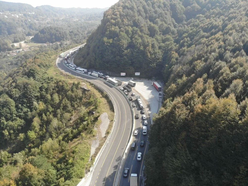 Bolu Dağı’nda trafik durma noktasına geldi