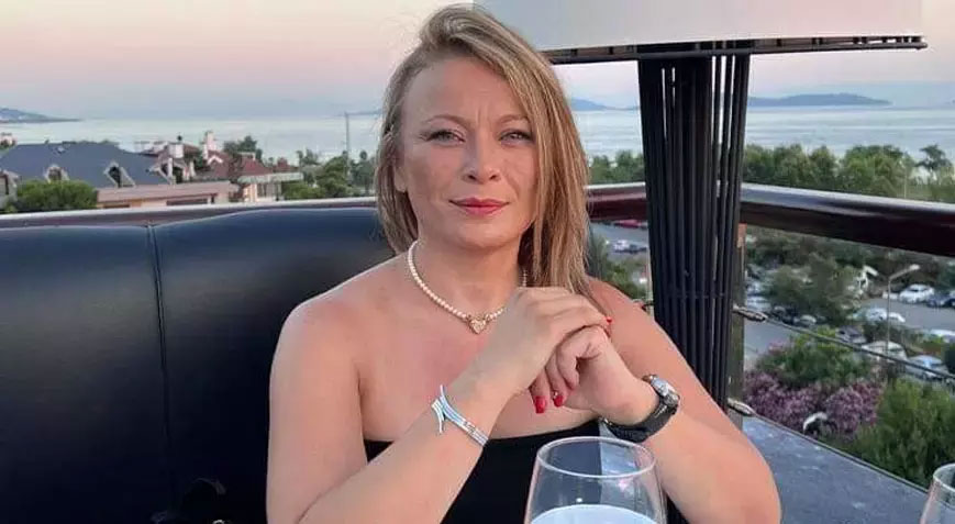 Arkadaşları ile restoranda balık yiyen avukat hayatını kaybetti Arkadaşları ile restoranda balık yiyen avukat hayatını kaybetti