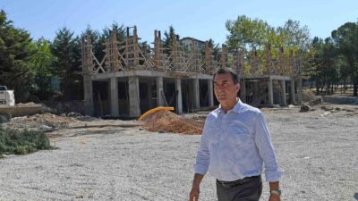 Bursa’nın yeni spor tesisi hızla yükseliyor