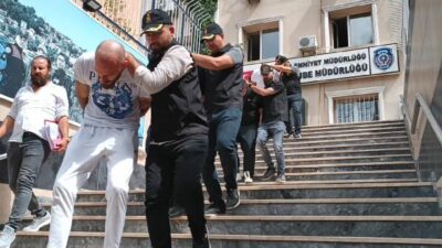 Kafeye silahlı saldırı! 6 İsveçli gözaltında