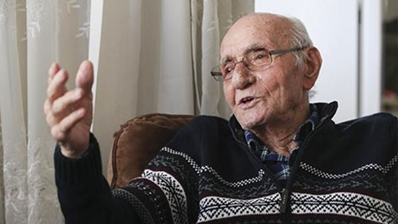 Hayatta olan en yaşlı milli futbolcu yaşamını yitirdi Hayatta olan en yaşlı milli futbolcu yaşamını yitirdi