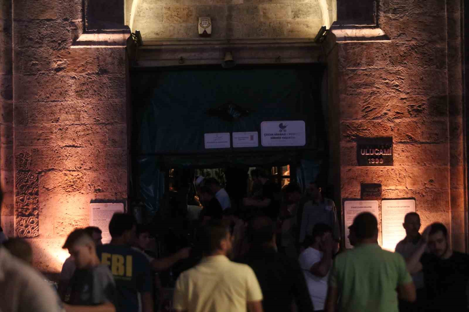 Mevlit Kandili’nde Ulucami doldu taştı