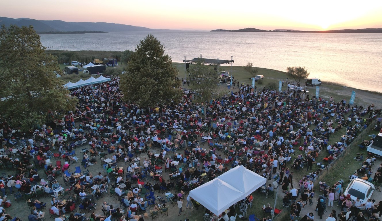 Bursa'da muhteşem göl manzarasında festival! 5 nilufer akcalar fadilli incir festivali uretici ile tuketiciyi bulusturdu 21db4f6