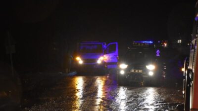 Aksaray’da selde mahsur kalan 13 kişi kurtarıldı