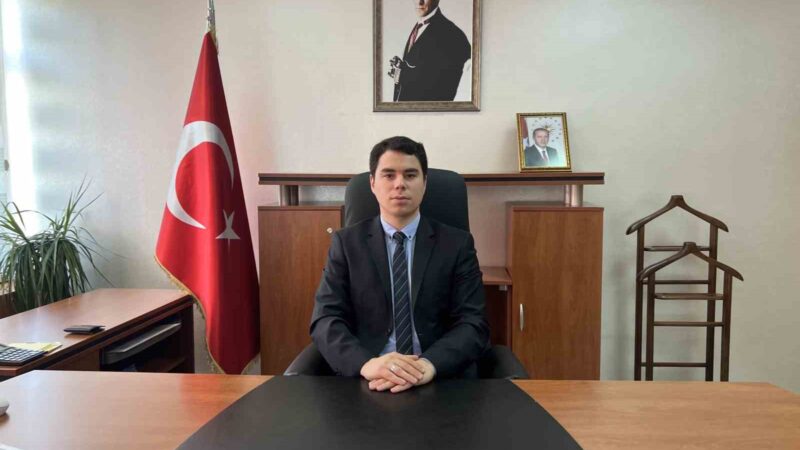 Orhaneli Kaymakamı Muhammed Furkan Tuna göreve başladı.