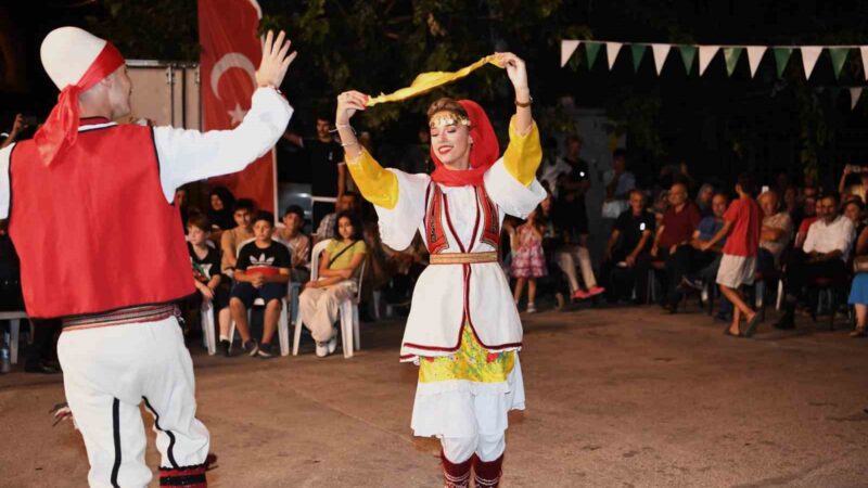 Osmangazi’de Balkan rüzgârı Osmangazi Belediyesi’nin destekleriyle bu yıl 17’incisi gerçekleşen Balkan Festivali, büyük