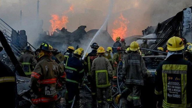İtfaiyeye yanlış adres verildi: 15 ölü İtfaiyeye yanlış adres verildi: 15 ölü