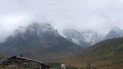 Rize ve Artvin’in yüksek kesimlerine kar yağdı