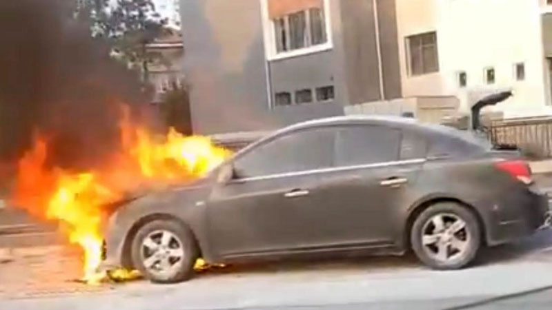 Görüntüler Bursa’dan… Alev alev yandı Görüntüler Bursa’dan… Alev alev yandı