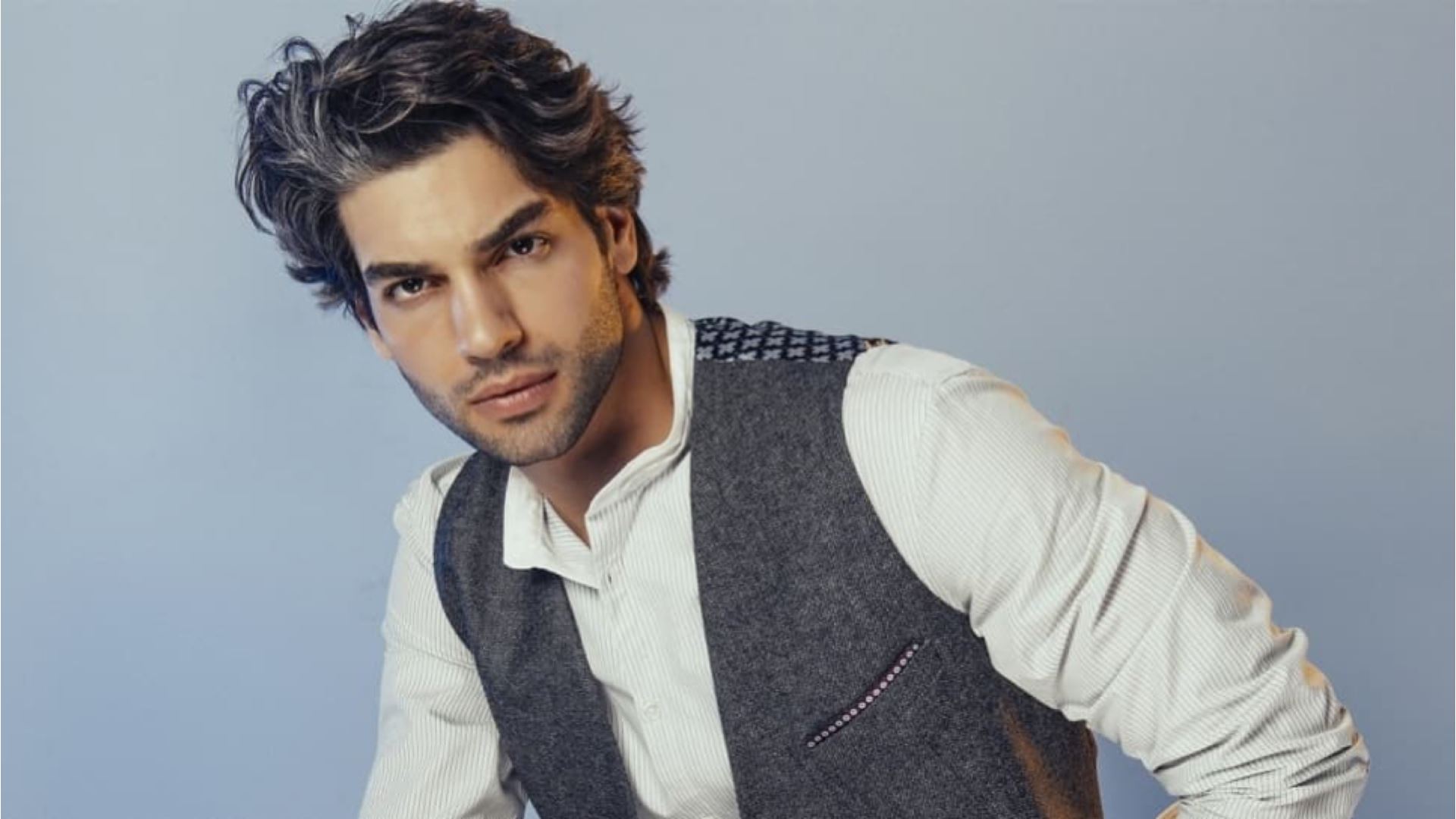 Ünlü fenomenle yeni aşka yelken açtı