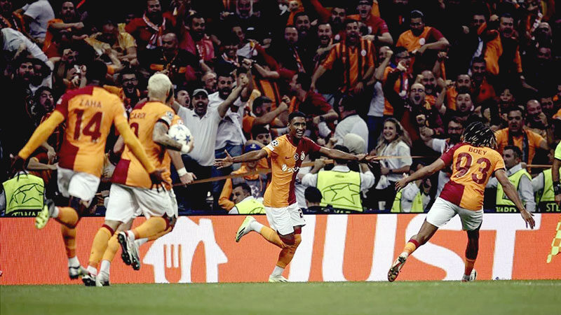 UEFA Şampiyonlar Ligi'nde ilk hafta maçlarının ardından Galatasaray'ın Brezilyalı oyuncusu