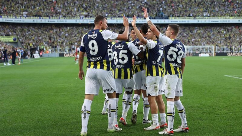 Trendyol Süper Lig'in 5. haftasında konuk ettiği Bitexen Antalyaspor'u 3-2
