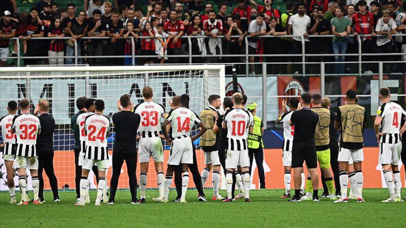 İngiltere Premier Lig'de Newcastle United, deplasmanda Sheffield United'ı 8-0 mağlup