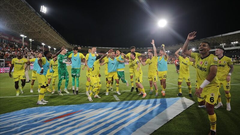 Trendyol Süper Lig'in 6. haftasında Corendon Alanyaspor'u deplasmanda 1-0 yenen