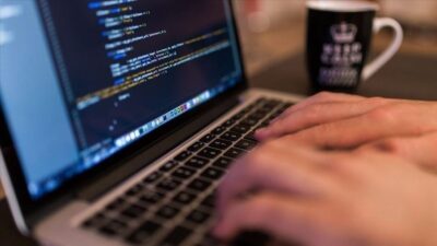 Kolombiya’ya siber saldırı