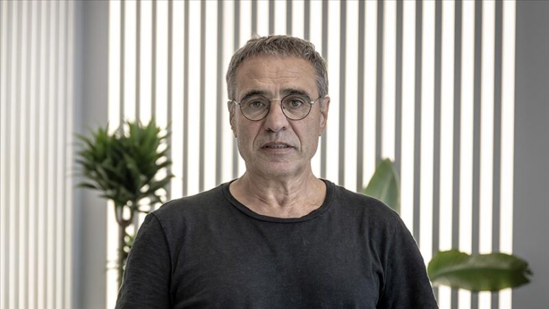 A Milli Futbol Takımı'nın eski teknik direktörlerinden Ersun Yanal, Milli