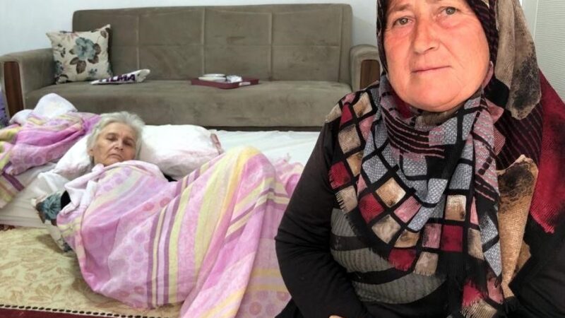 Yatalak Sayide teyzenin imdadını Başkan Alinur Aktaş duydu Bursa’nın Yenişehir ilçesine bağlı Çeltikçi köyünde yaşayan sağır dilsiz yatalak
