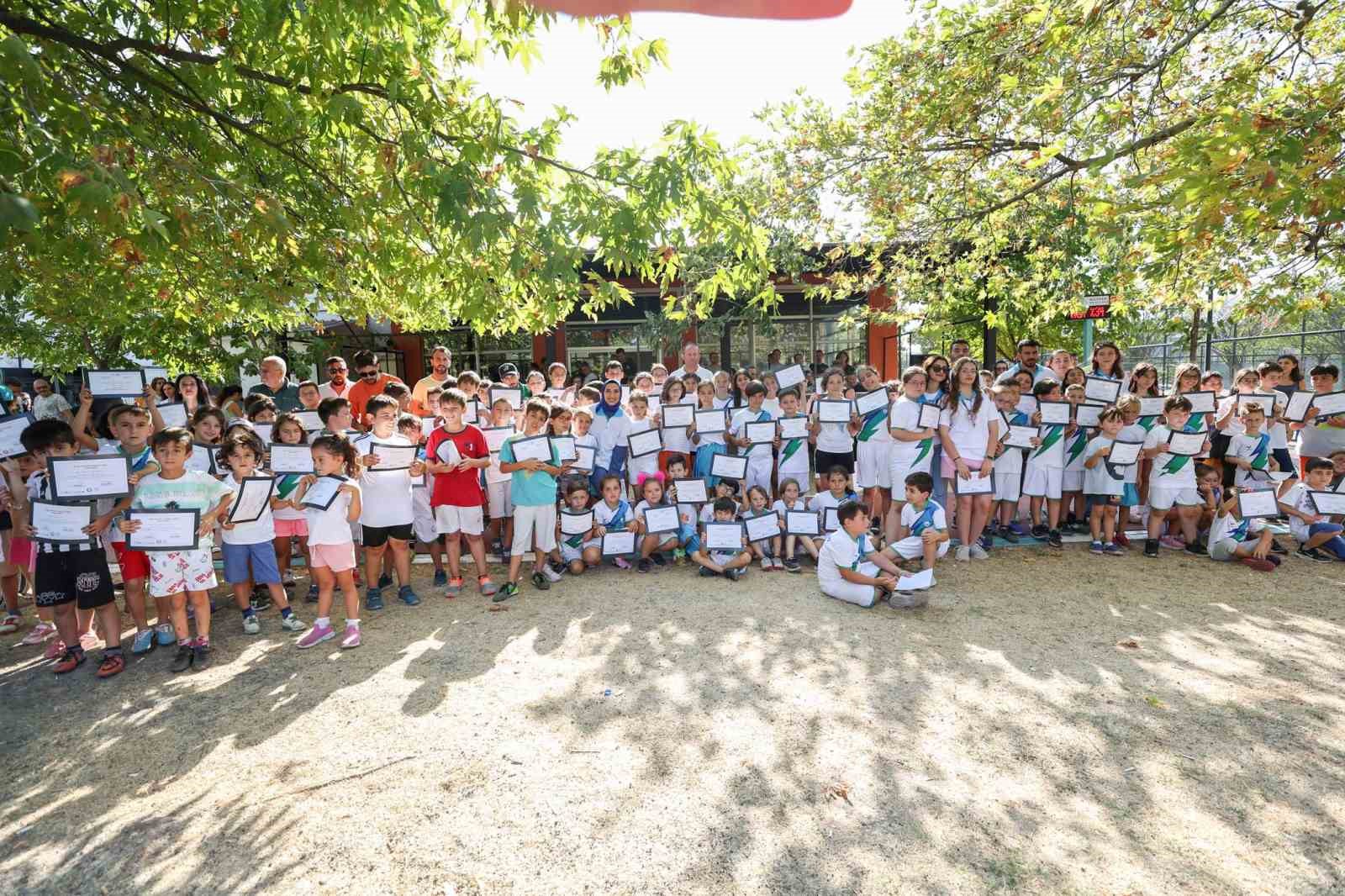 Nilüfer’de yaz spor okulları ile tatilleri dolu dolu geçti Nilüfer’de yaz spor okulları ile tatilleri dolu dolu geçti