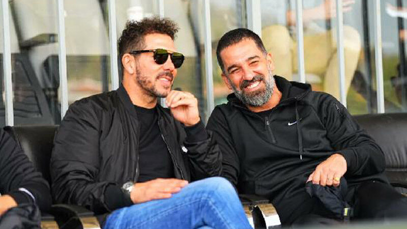 Eyüpspor’a sürpriz ziyaret İspanya'nın Atletico Madrid takımının teknik direktörü Diego Simeone, Eyüpspor Teknik
