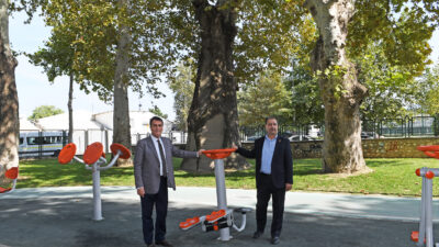 Çocuklar istedi, Başkan Dündar hemen yerine getirdi