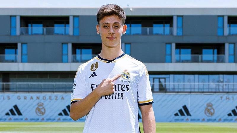 Real Madrid Arda Güler’i gönderiyor iddiası Real Madrid'de üst üste sakatlanan Arda Güler'in tam performansla takıma