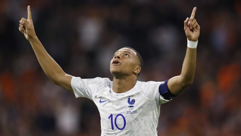 Kylian Mbappe, Michel Platini’yi geçti Fransa, 2024 Avrupa Şampiyonası Elemeleri B Grubu'nda deplasmanda Hollanda’yı 2-1