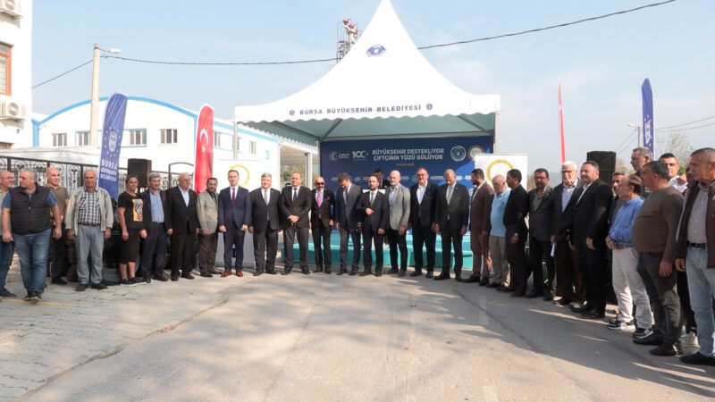 Bursa’da çiftçiye bir destek daha! Bursa’da kırsal kalkınma hedefiyle çiftçiye her alanda önemli destekler sağlayan