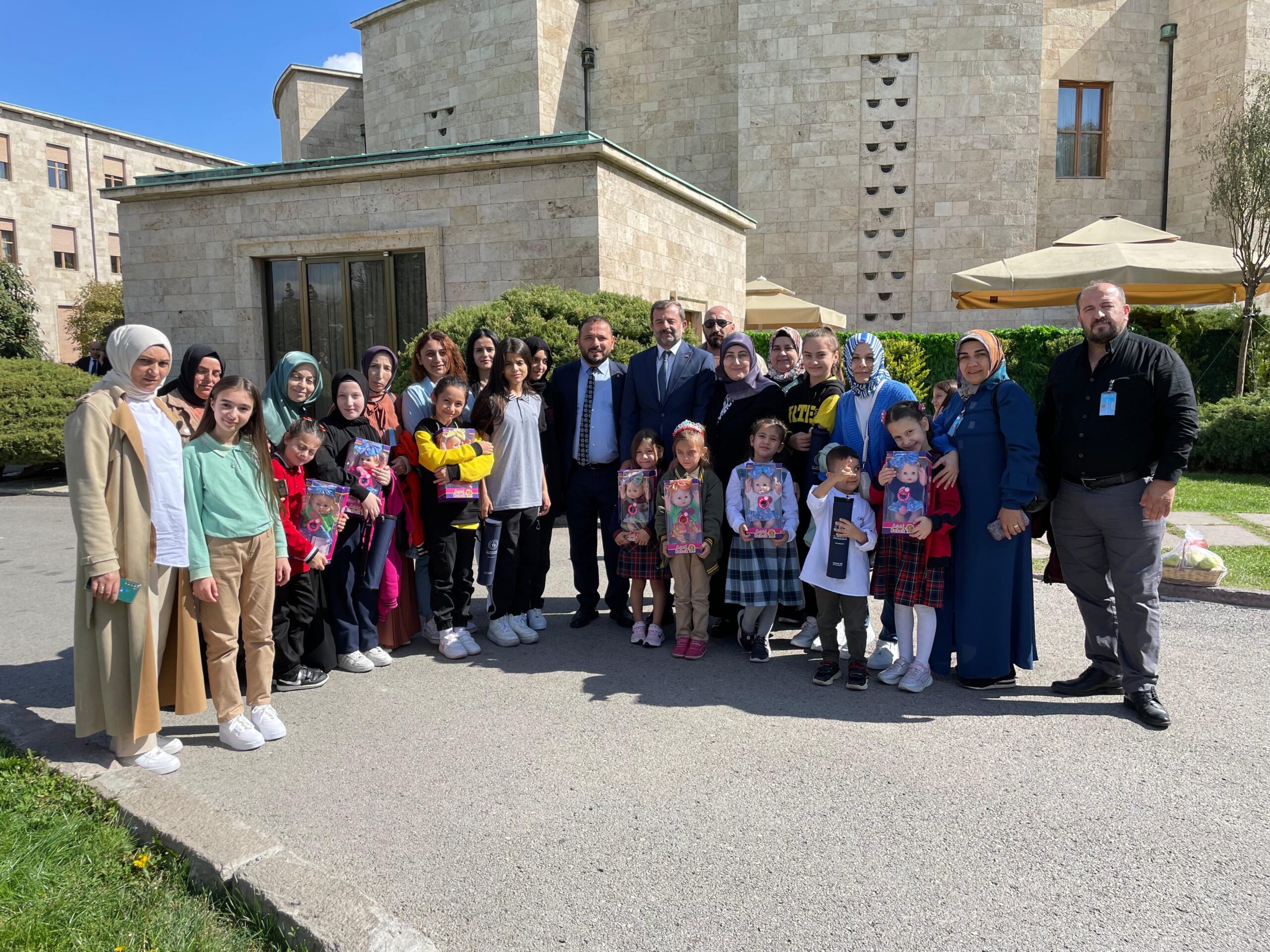 Gürsu’nun kız çocukları Türkiye’ye örnek oldu