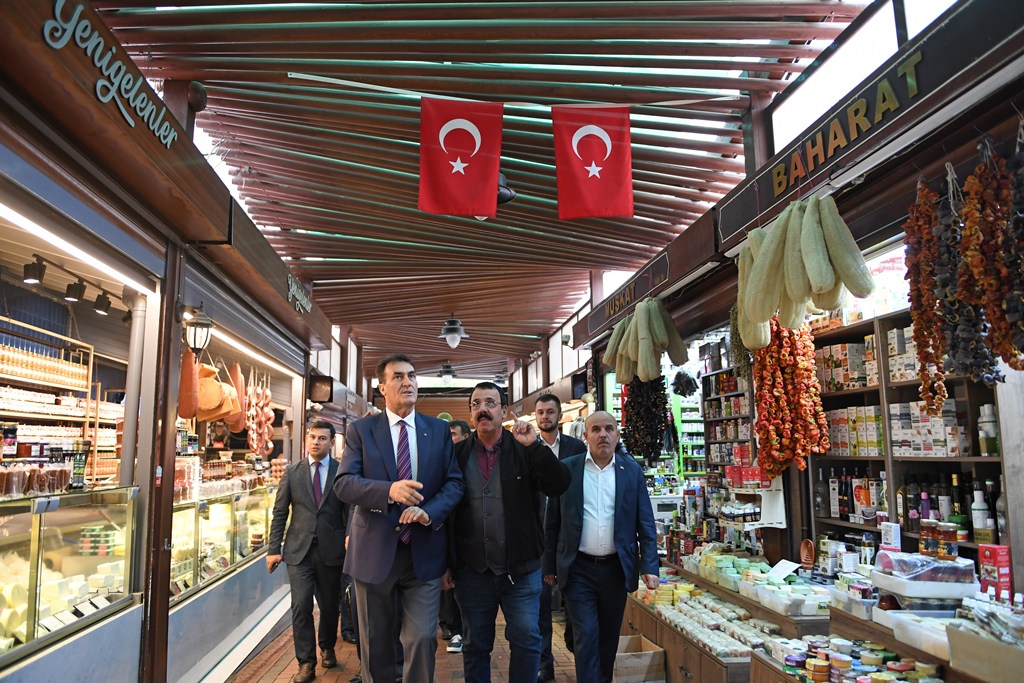 Tarihi çarşılar, Osmangazi ile yeniden hayat buldu Tarihi çarşılar, Osmangazi ile yeniden hayat buldu