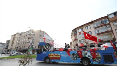 Kültür sanat otobüsü Cumhuriyet turunda