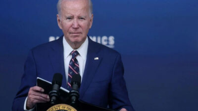 Biden basın toplantısını yarıda kesti! ABD üslerine eş zamanlı saldırı