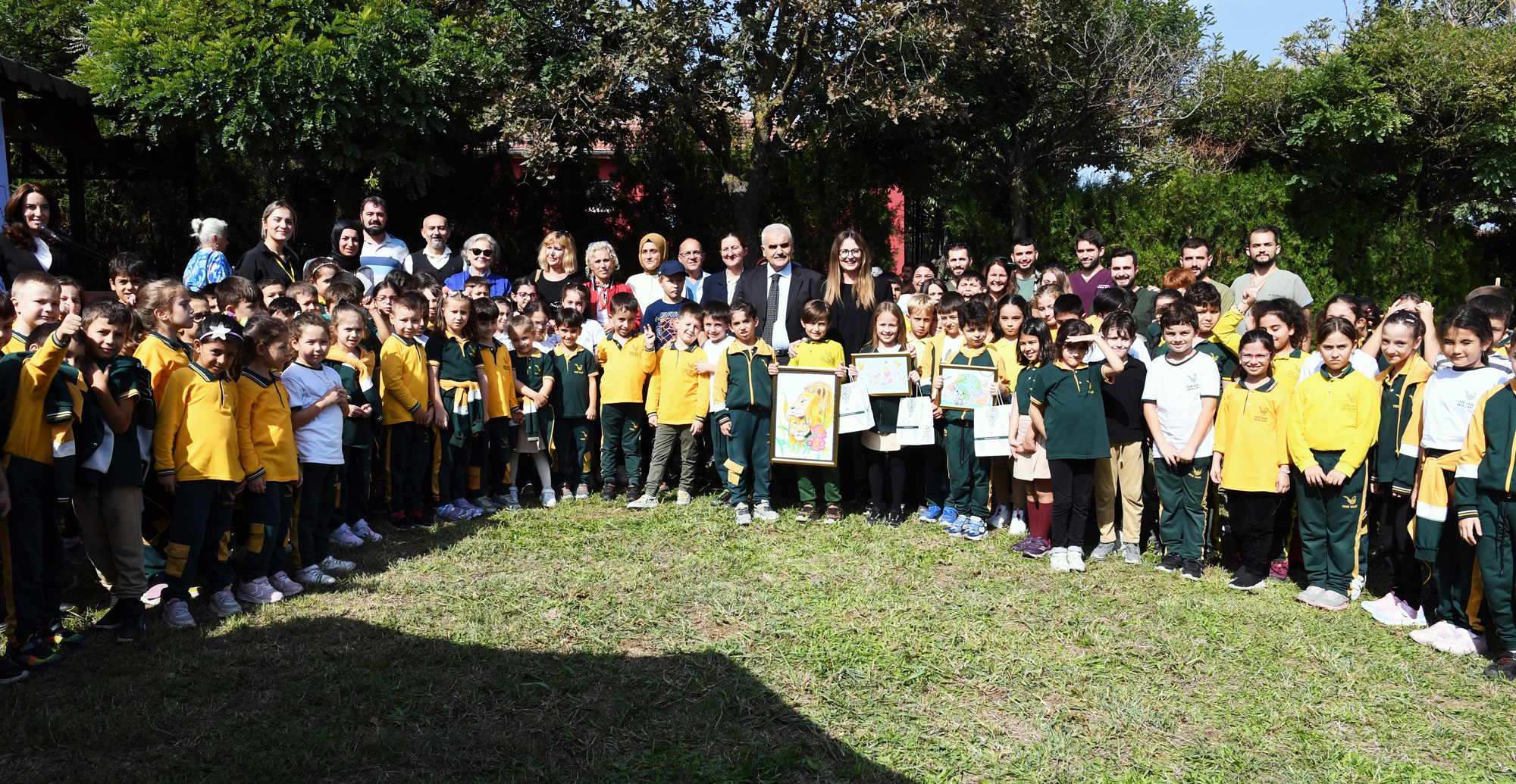 Bursa’da öğrenciler can dostlarla buluştu