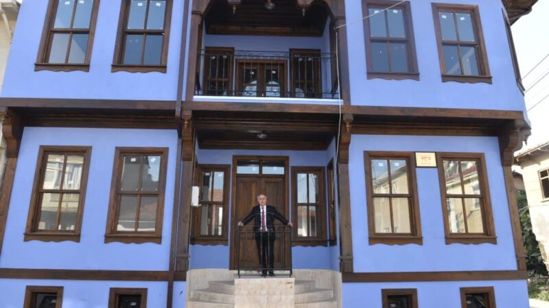 Yenişehir Belediyesi’nden tarihi dokunuş Yenişehir Belediyesi, yöreye has mimari özellikler taşıyan tarihi konakları kamulaştırıp,