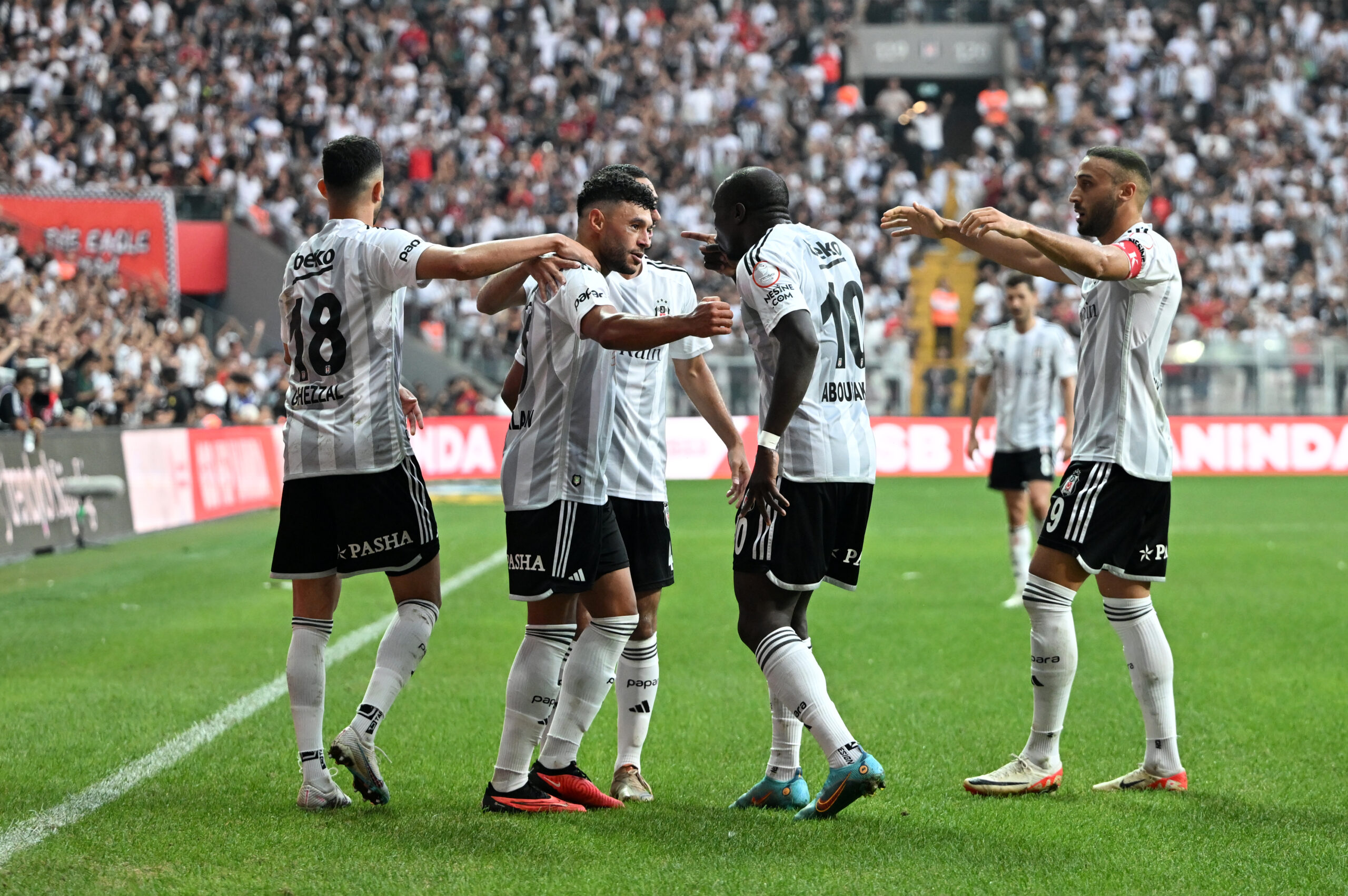 Beşiktaş’ın rakibi Lugano! İstanbul’daki maç saat kaçta hangi kanalda? Beşiktaş’ın rakibi Lugano! İstanbul’daki maç saat kaçta hangi kanalda?
