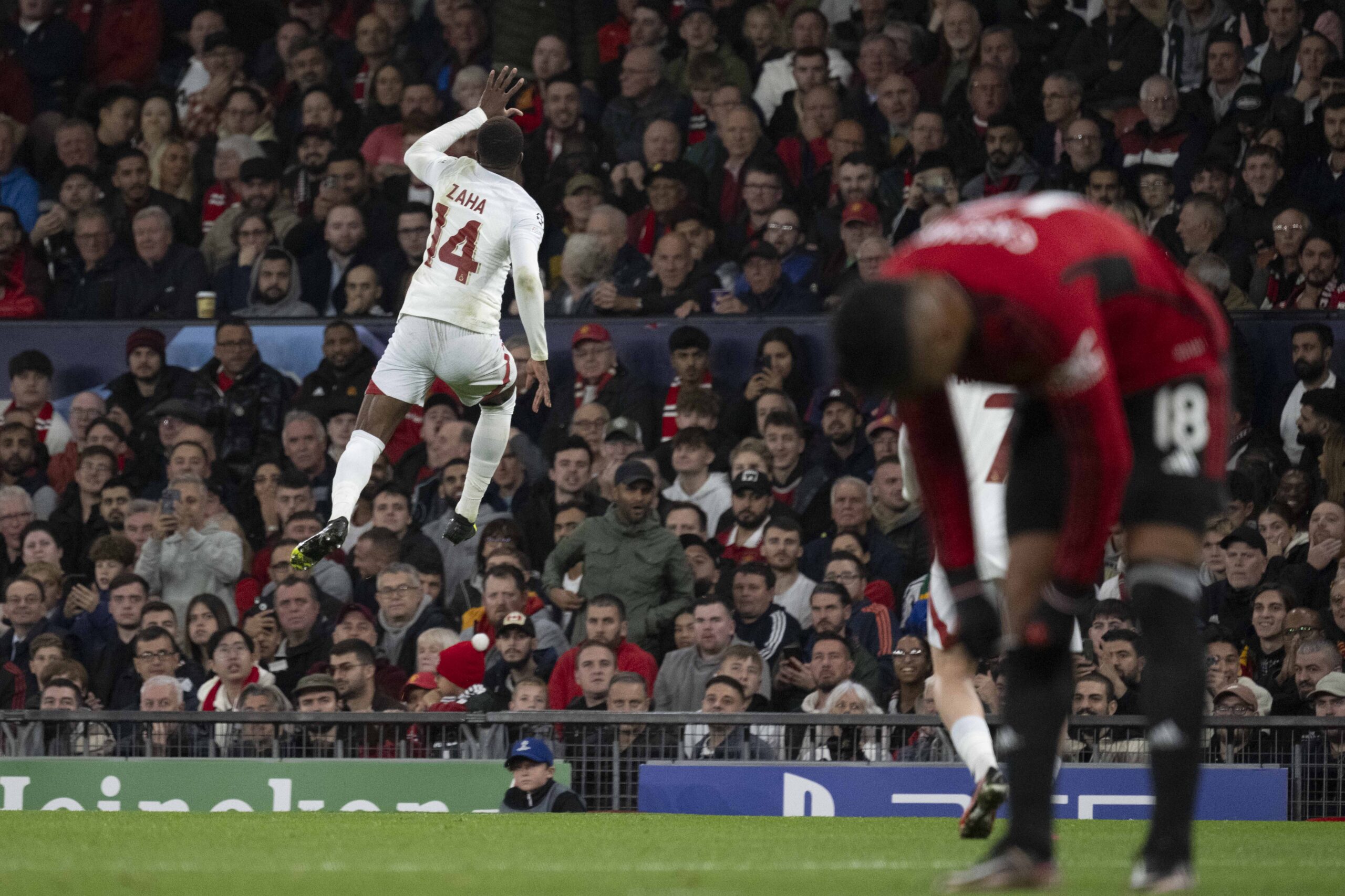 Galatasaray’dan Old Trafford’da tarihi skor! Galatasaray’dan Old Trafford’da tarihi skor!