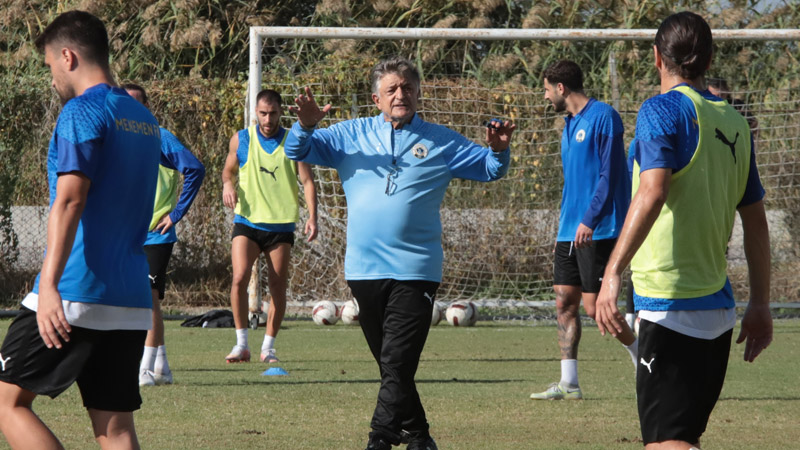 Yılmaz Vural ‘asker ocağı’na döndü Yılmaz Vural ‘asker ocağı’na döndü