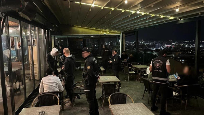 Bursa’da 858 kişi sorgulandı: 4 gözaltı