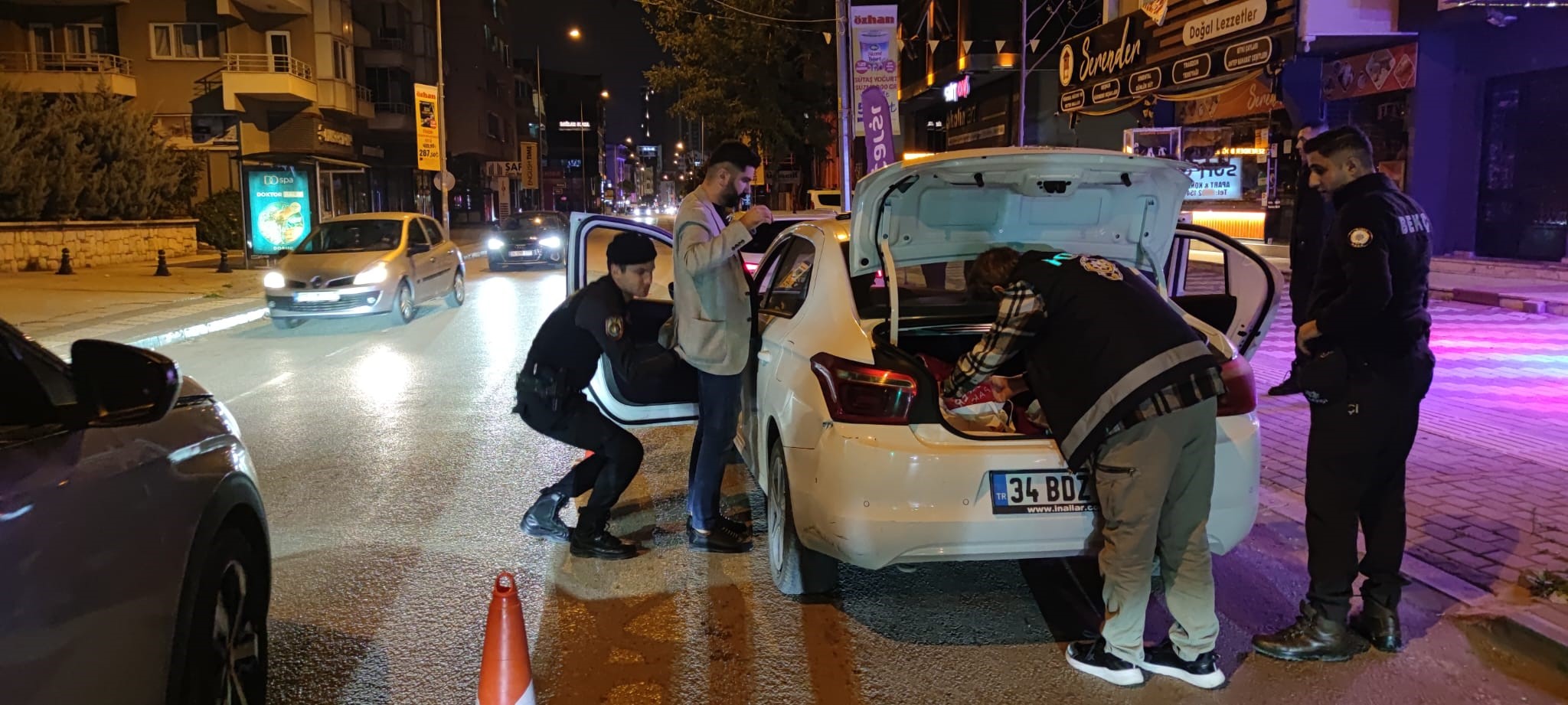 Bursa polisinden kaçamadılar! Ceza yağdı…