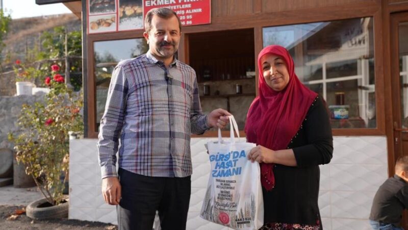 Bursa Gürsu Belediyesi ilçedeki verimli armut hasadına bu sene un