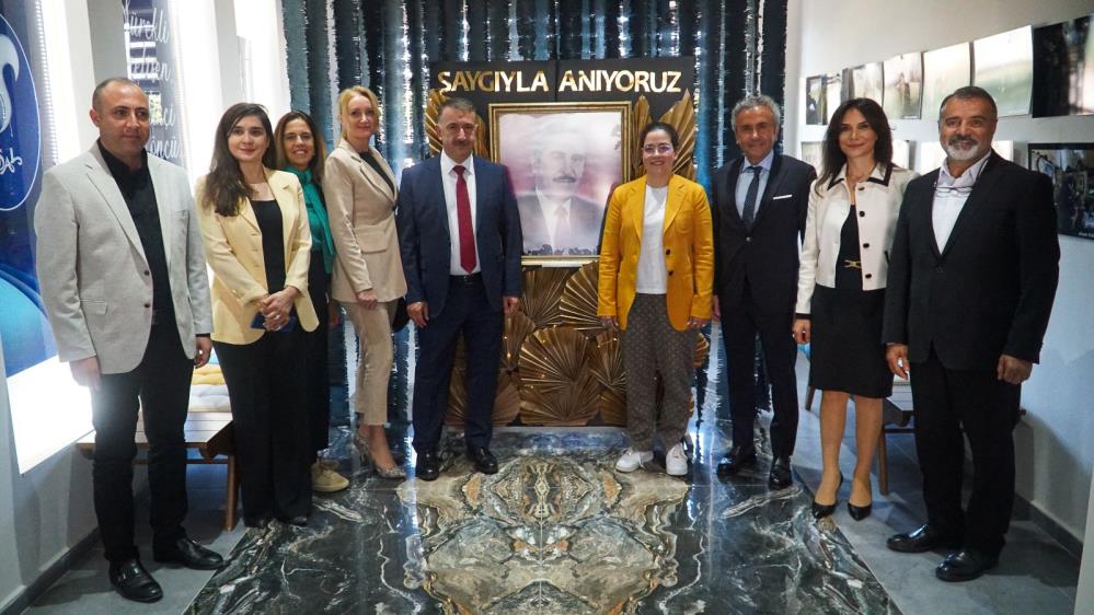 Şükrü Şankaya Anadolu Lisesi’nde duygusal anlar