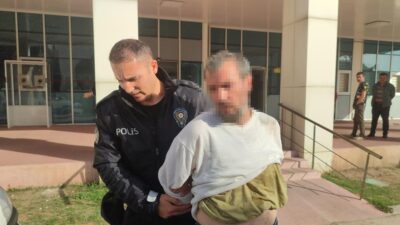 Bursa’da baltayla dehşet saçtı