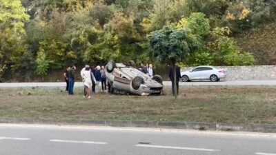 Bursa’da kaza! Takla atan araçtan sağ çıktı
